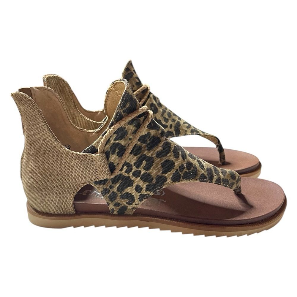 Very G Women’s Leopard Print Zipper Back Sandals | Size 8.5